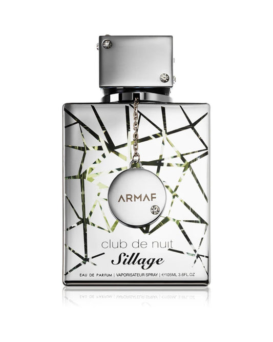 Flacone argentato a specchio del profumo Armaf Club de Nuit Sillage Eau de Parfum 105ml con pendente circolare incastonato di strass.