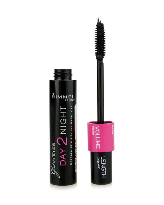 Mascara Rimmel aperto dal tappo Volume rosa per caricare il prodotto sulle setole